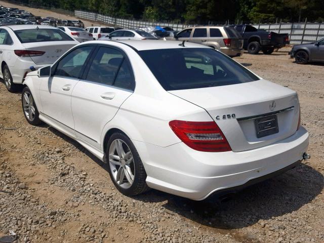 WDDGF4HB9EG191092 - 2014 MERCEDES-BENZ C 250 WHITE photo 3