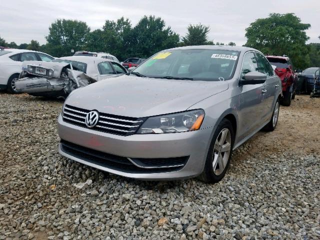 1VWBH7A34DC132442 - 2013 VOLKSWAGEN PASSAT SE SILVER photo 2