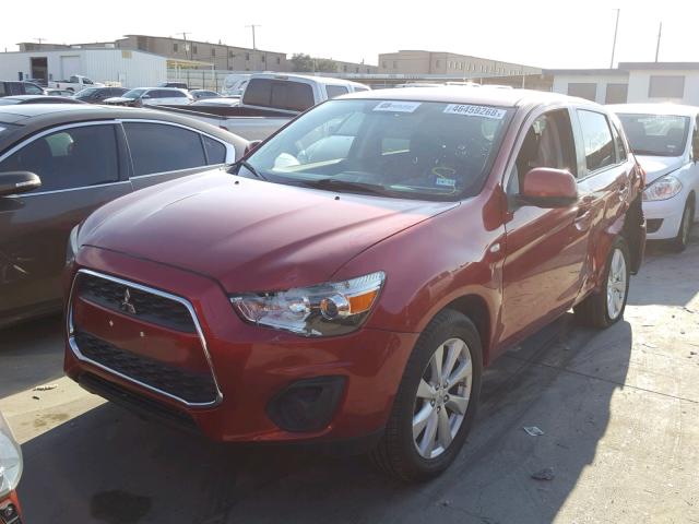 4A4AP3AU1DE017300 - 2013 MITSUBISHI OUTLANDER RED photo 2