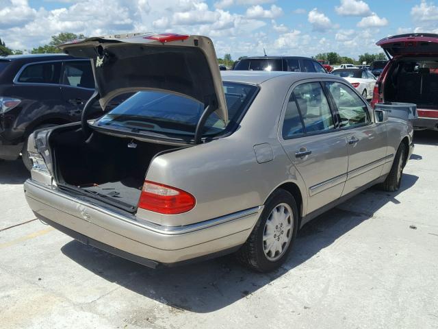 WDBJF65H1XA841218 - 1999 MERCEDES-BENZ E 320 GOLD photo 4