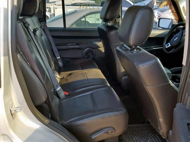 1J8HG48K28C201378 - 2008 JEEP COMMANDER 银色 照片 6