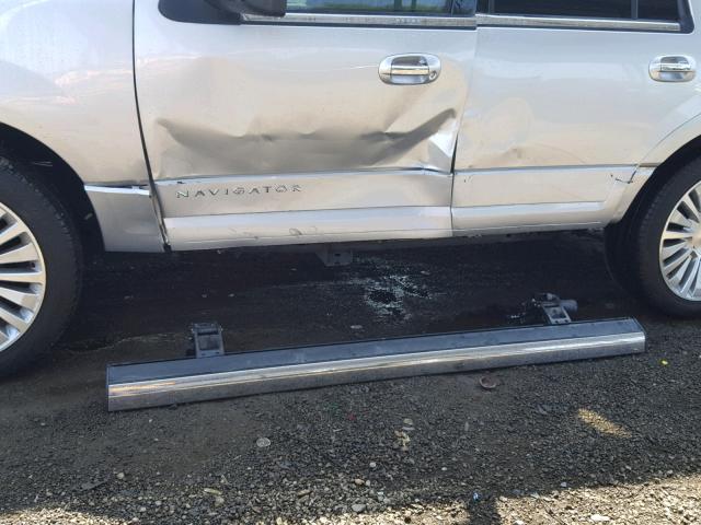 5LMJJ2HT7FEJ11256 - 2015 LINCOLN NAVIGATOR Gümüş foto 9
