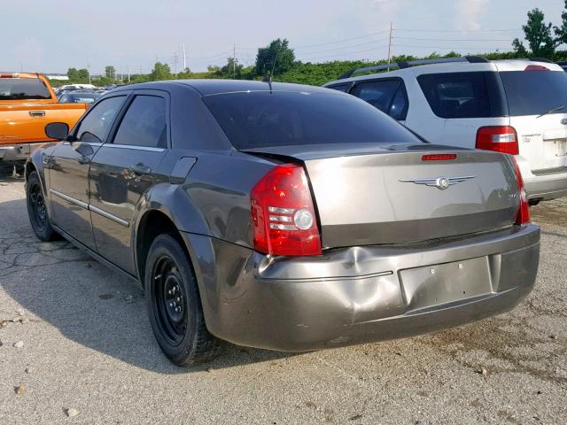 2C3KA43R08H121937 - 2008 CHRYSLER 300 LX GRAY photo 3