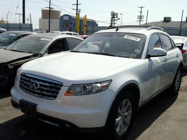 JNRAS08U46X102908 - 2006 INFINITI FX35 WHITE photo 2