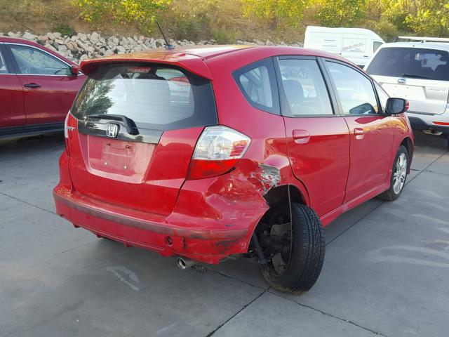 JHMGE8H56BC013592 - 2011 HONDA FIT SPORT RED photo 4