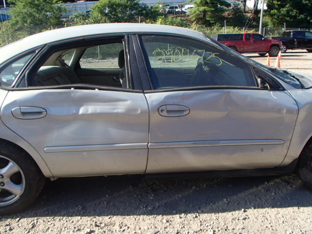 1FAFP55U33G162334 - 2003 FORD TAURUS SES TAN photo 10