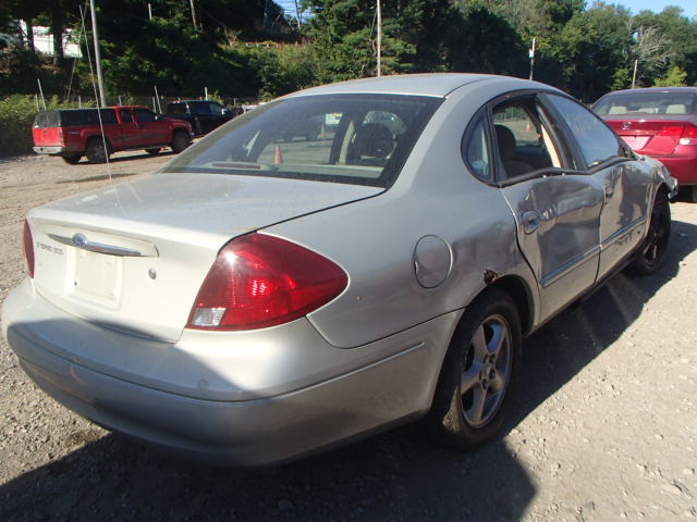 1FAFP55U33G162334 - 2003 FORD TAURUS SES TAN photo 4