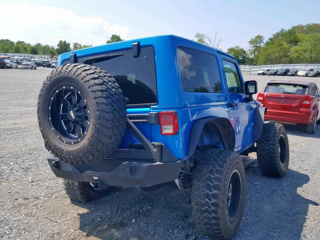 1C4AJWBG2FL562228 - 2015 JEEP WRANGLER S ლურჯი ფოტო 4