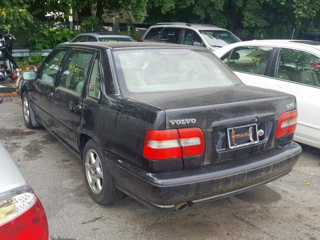 YV1LS5577W1488225 - 1998 VOLVO S70 BLACK photo 3