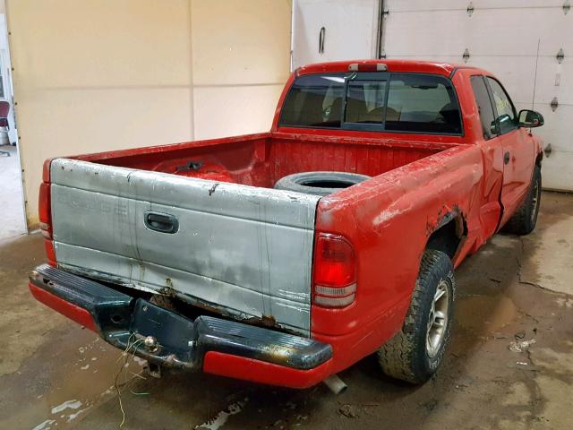 1B7GL22N3YS579995 - 2000 DODGE DAKOTA RED photo 4