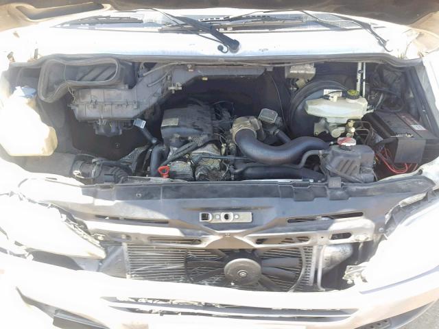 WD0PD544465901467 - 2006 DODGE SPRINTER 3 WHITE photo 7