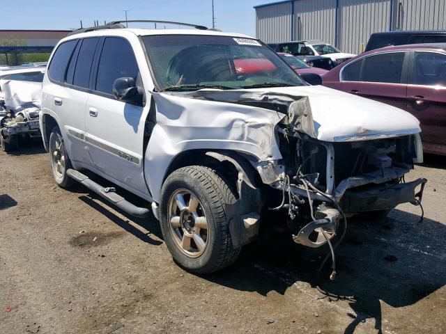 1GKDT13S422250977 - 2002 GMC ENVOY WHITE photo 1