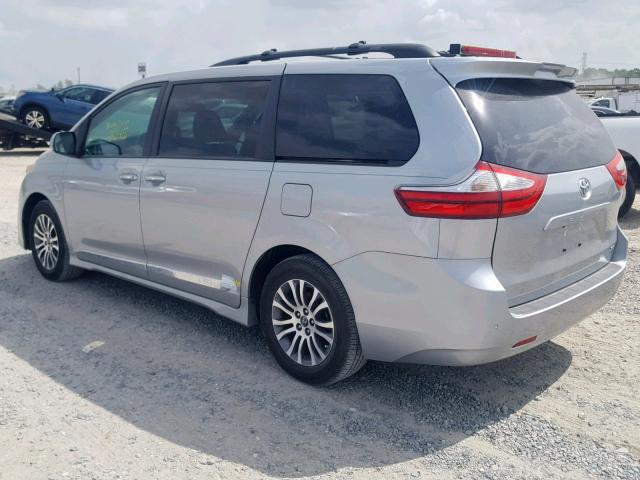 5TDYZ3DC8KS970676 - 2019 TOYOTA SIENNA LIM SILVER photo 3