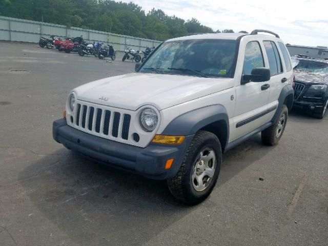 1J4GL48K86W241775 - 2006 JEEP LIBERTY SP WHITE photo 2