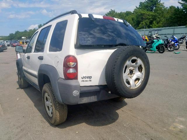 1J4GL48K86W241775 - 2006 JEEP LIBERTY SP WHITE photo 3