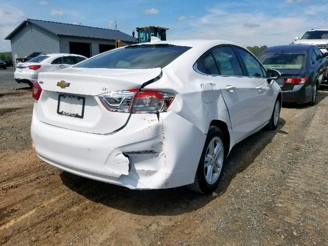 3G1BE5SMXHS565263 - 2017 CHEVROLET CRUZE LT WHITE photo 4