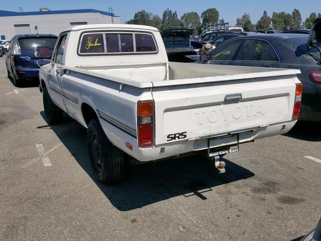 JT4RN44SXC0092282 - 1982 TOYOTA PICKUP 1/2 WHITE photo 3