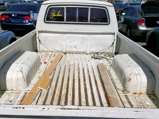 JT4RN44SXC0092282 - 1982 TOYOTA PICKUP 1/2 WHITE photo 6