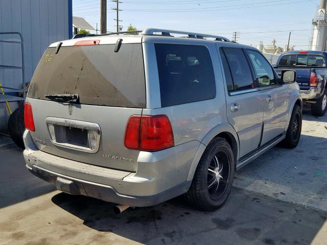 5LMFU27596LJ08659 - 2006 LINCOLN NAVIGATOR GRAY photo 4