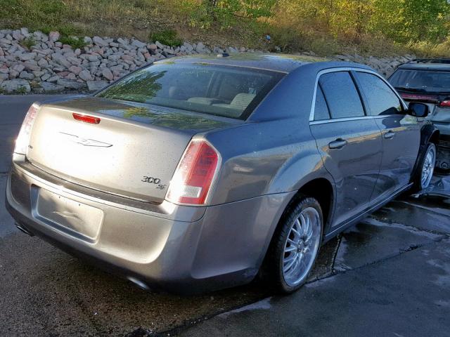 2C3CCAGG0CH264028 - 2012 CHRYSLER 300 S GRAY photo 4