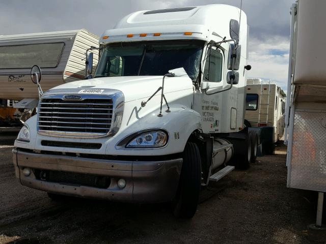 1FUJA6CKX4LN32791 - 2004 FREIGHTLINER CONVENTION WHITE photo 2