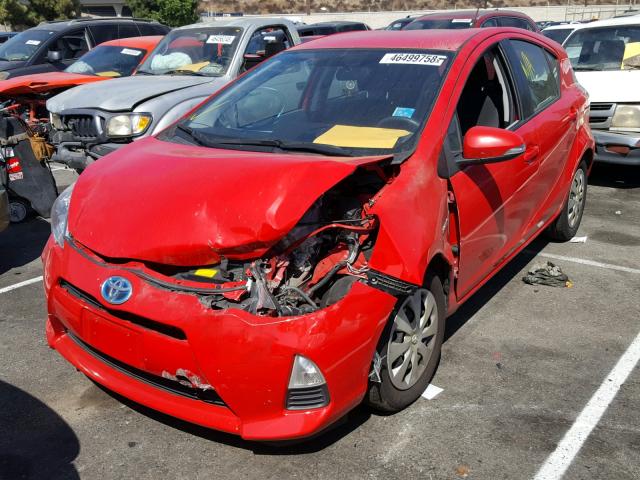 JTDKDTB32C1000781 - 2012 TOYOTA PRIUS C RED photo 2