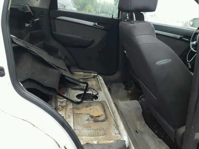 KL1TD6DE1AB111325 - 2010 CHEVROLET AVEO LS WHITE photo 6