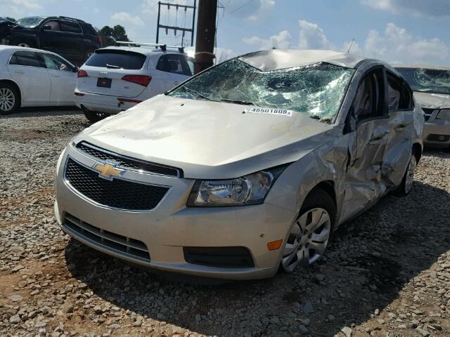 1G1PA5SH2D7224789 - 2013 CHEVROLET CRUZE LS GOLD photo 2