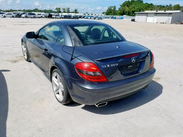 WDBWK5EA8BF241578 - 2011 MERCEDES-BENZ SLK 300 CHARCOAL photo 3