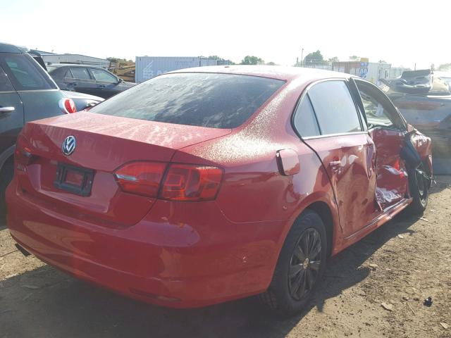 3VW2K7AJXEM436018 - 2014 VOLKSWAGEN JETTA BASE RED photo 4