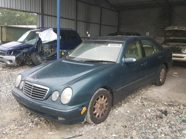 WDBJF65J1YB102655 - 2000 MERCEDES-BENZ E 320 GREEN photo 2