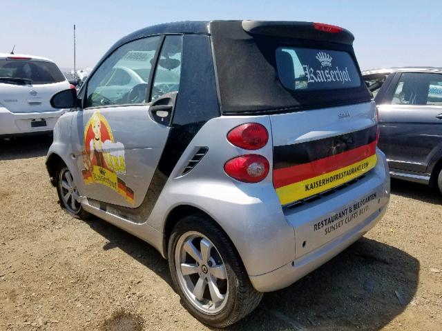 WMEEK3BA9CK529576 - 2012 SMART FORTWO PAS 银色 照片 3