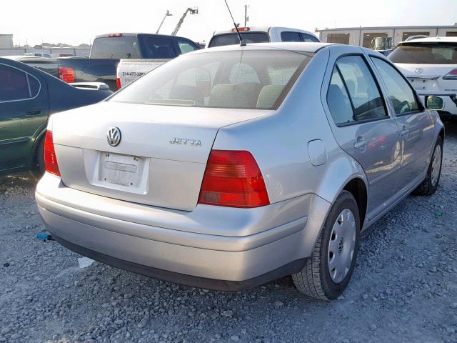 3VWRA29M1YM015456 - 2000 VOLKSWAGEN JETTA GL SILVER photo 4