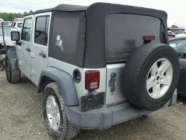 1J8GB39117L179575 - 2007 JEEP WRANGLER X SILVER photo 3