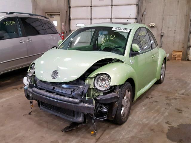 3VWDD21C7YM430088 - 2000 VOLKSWAGEN NEW BEETLE მწვანე ფოტო 2