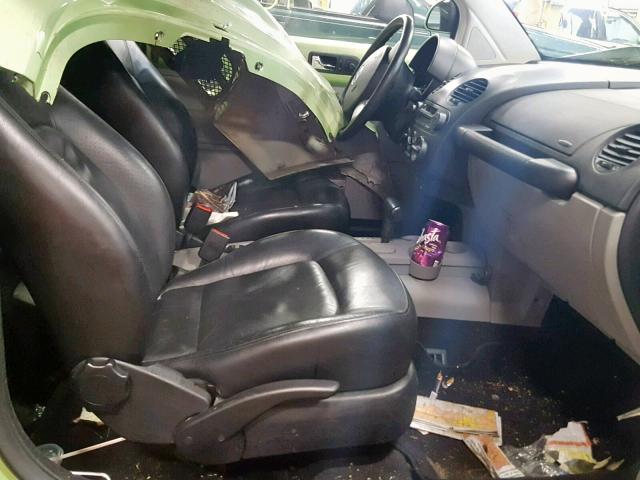 3VWDD21C7YM430088 - 2000 VOLKSWAGEN NEW BEETLE მწვანე ფოტო 5