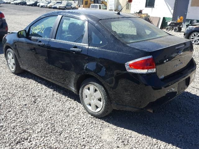 1FAHP34N58W181228 - 2008 FORD FOCUS S/SE BLACK photo 3