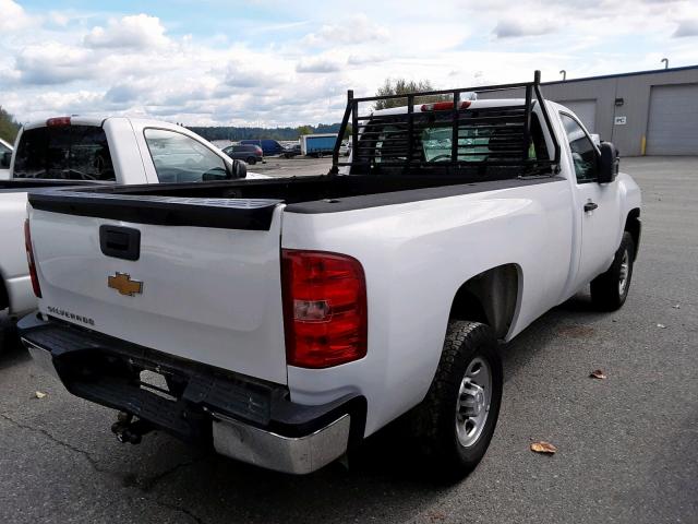 1GCHC24K58E209511 - 2008 CHEVROLET SILVERADO WHITE photo 4