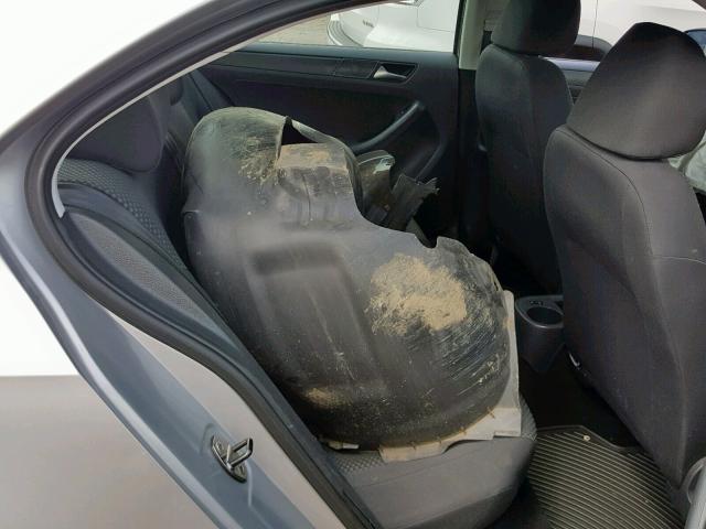 3VW2K7AJ3CM350899 - 2012 VOLKSWAGEN JETTA BASE Արծաթագույն լուսանկար 6