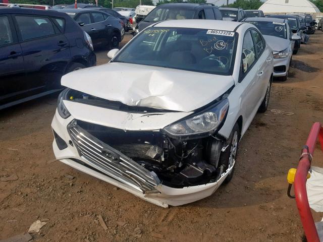 3KPC24A31KE040394 - 2019 HYUNDAI ACCENT SE WHITE photo 2