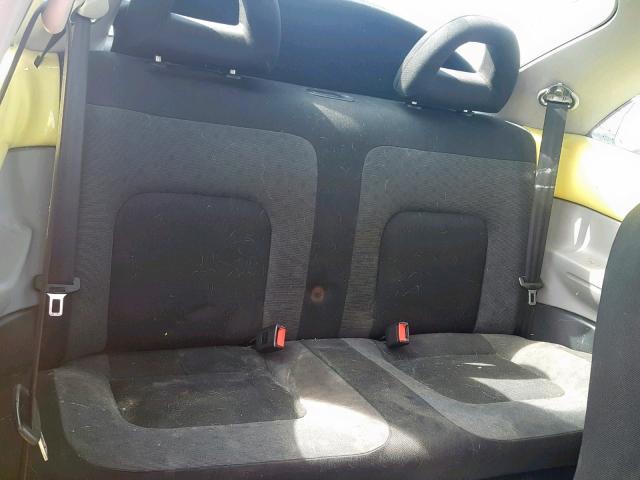 3VWCA21C7YM485967 - 2000 VOLKSWAGEN NEW BEETLE ყვითელი ფოტო 6