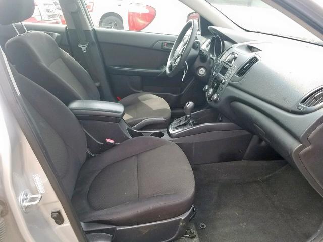 KNAFU5A21B5325321 - 2011 KIA FORTE EX SILVER photo 5