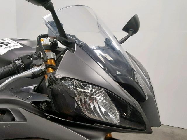 JYARJ16Y6EA007572 - 2014 YAMAHA YZFR6 C GRAY photo 10