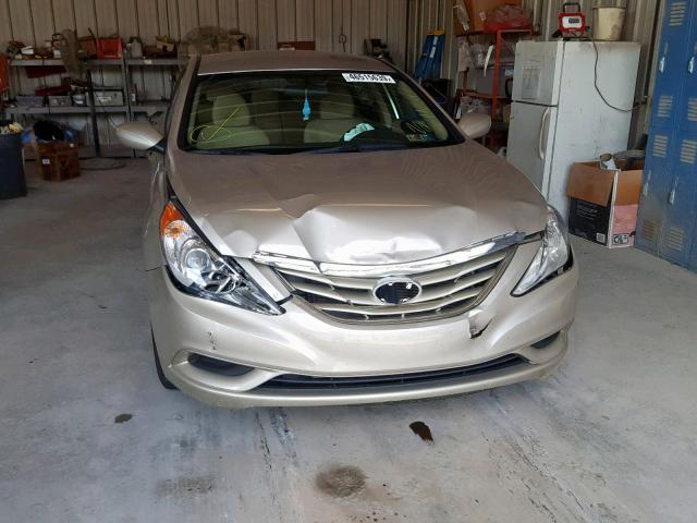 5NPEB4AC0BH287894 - 2011 HYUNDAI SONATA GLS TAN photo 9