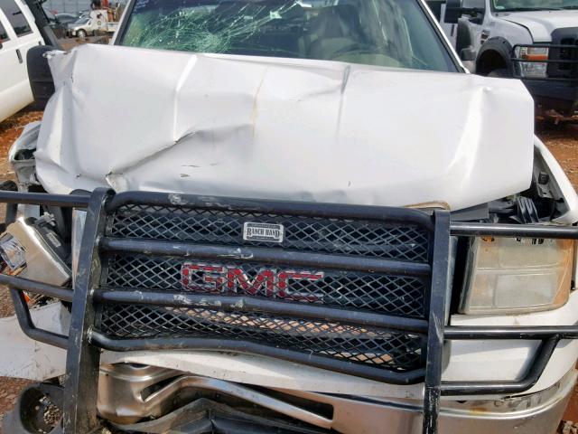 1GDJK33688F172846 - 2008 GMC SIERRA K35 WHITE photo 7