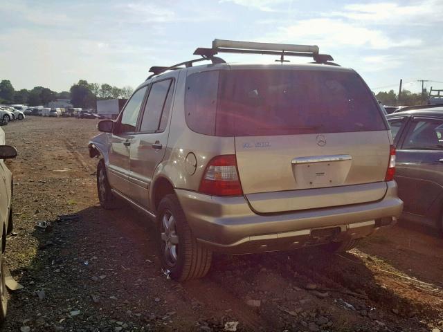 4JGAB75E85A525512 - 2005 MERCEDES-BENZ ML 500 BEIGE photo 3