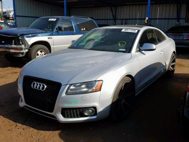 WAUVVAFR9BA028960 - 2011 AUDI S5 PRESTIG SILVER photo 2