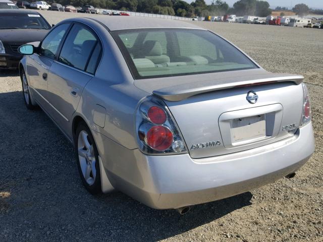 1N4BL11D15N400639 - 2005 NISSAN ALTIMA SE GRAY photo 3