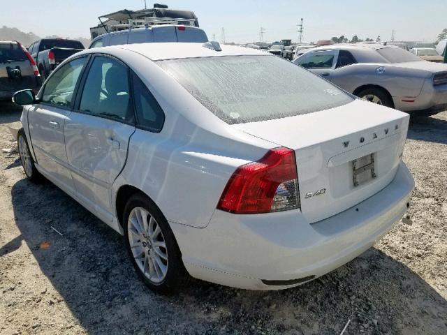 YV1MS382X92451032 - 2009 VOLVO S40 2.4I WHITE photo 3