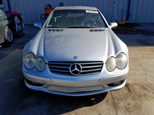 WDBSK75F04F063559 - 2004 MERCEDES-BENZ SL 500 SILVER photo 9